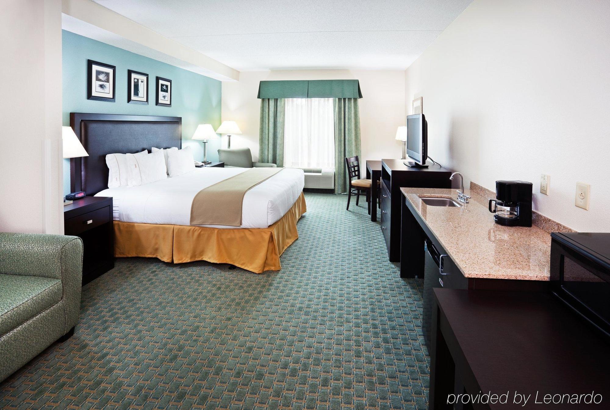 Holiday Inn Express & Suites Lebanon-Nashville Area By Ihg Room photo
