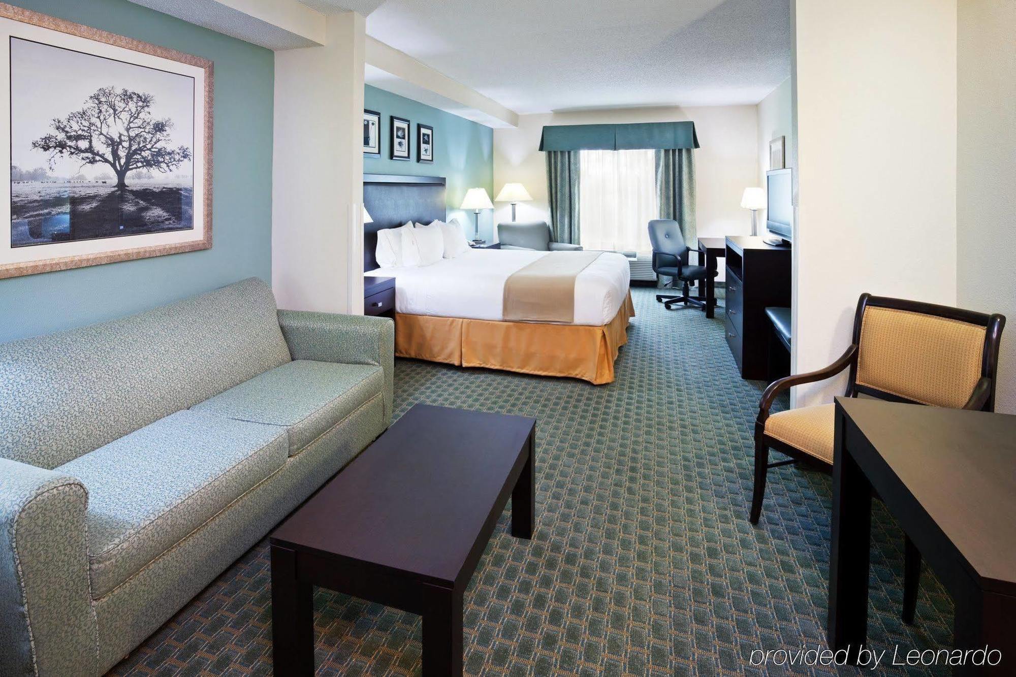 Holiday Inn Express & Suites Lebanon-Nashville Area By Ihg Exterior photo